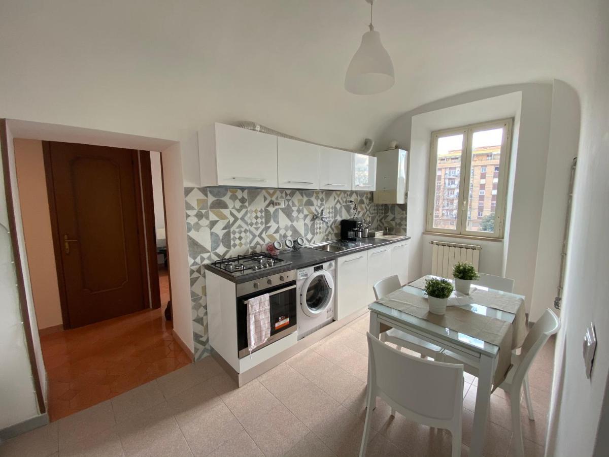 Campani Apartment Рим Экстерьер фото